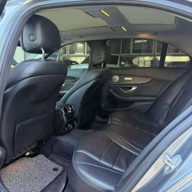 Mercedes-Benz C-Class C260L Sport 5