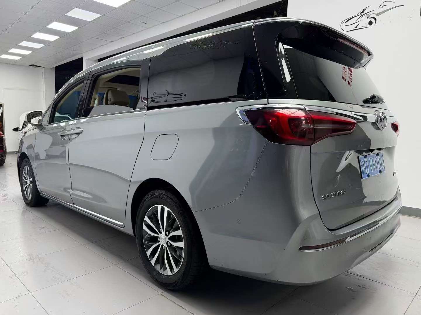 Buick GL8 ES 4