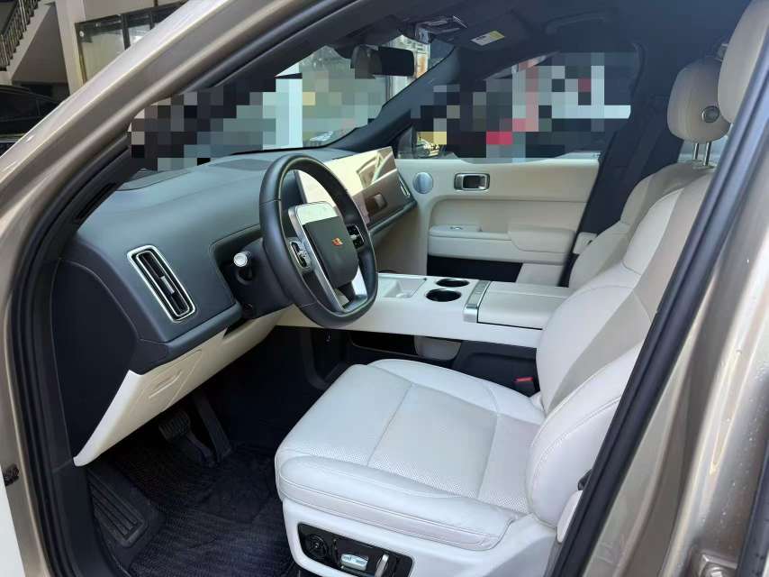 Li Auto Li L8 AIR 2