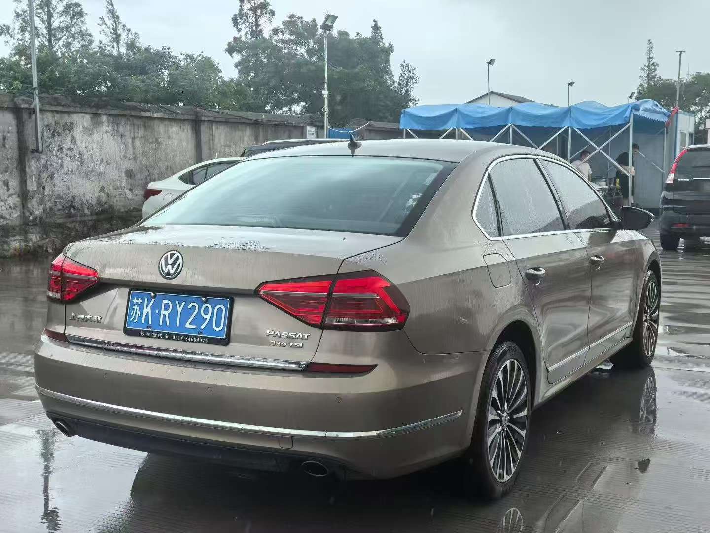 Volkswagen Passat 2016 1.8T Automatic Sunroof Yuzun Edition 6