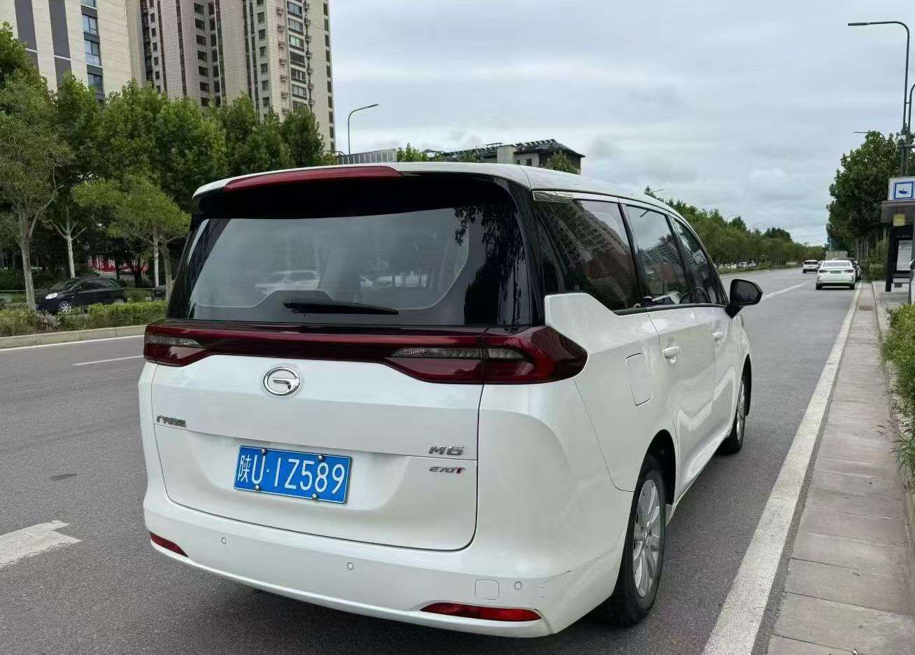 GAC Trumpchi M6 1.5T Elite MPV 9