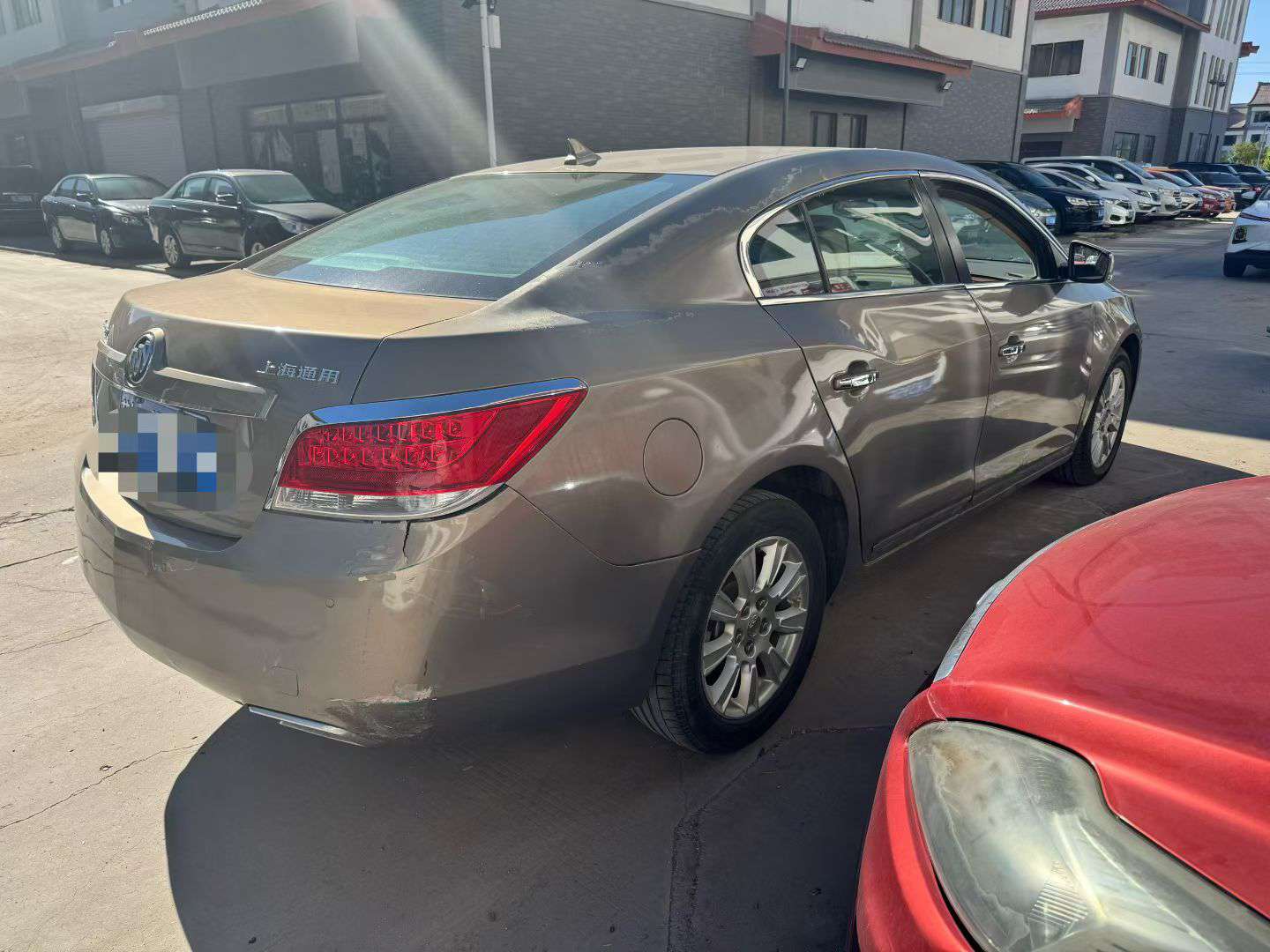 Buick LaCrosse 5