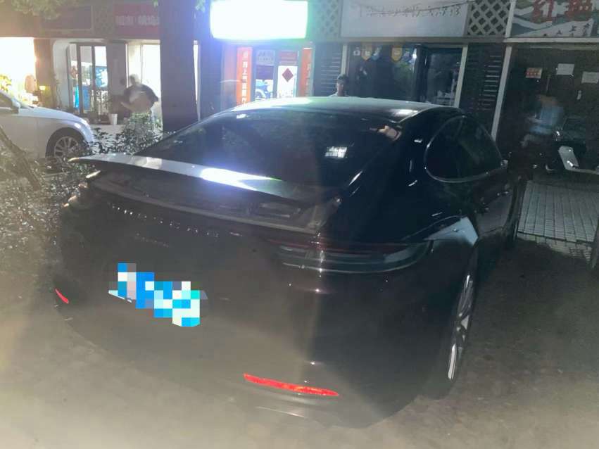 Porsche Panamera 2.9T 9