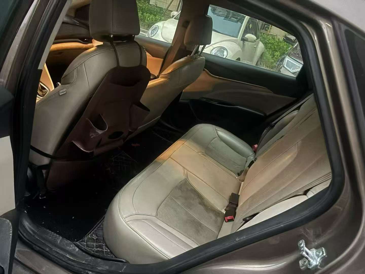 Buick Excelle 1.5L Displacement 8