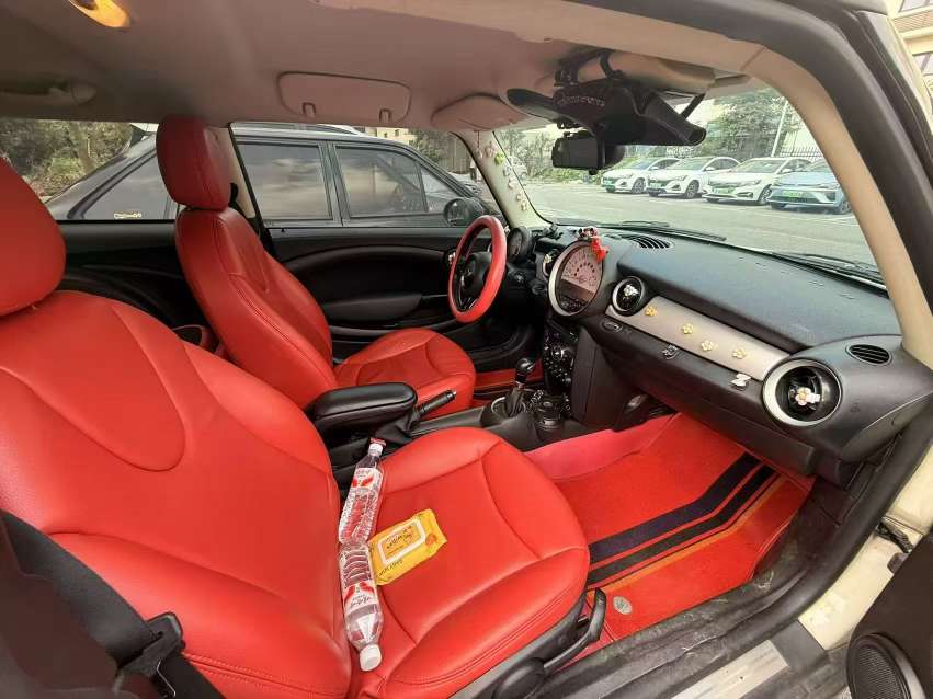 BMW MINI 6