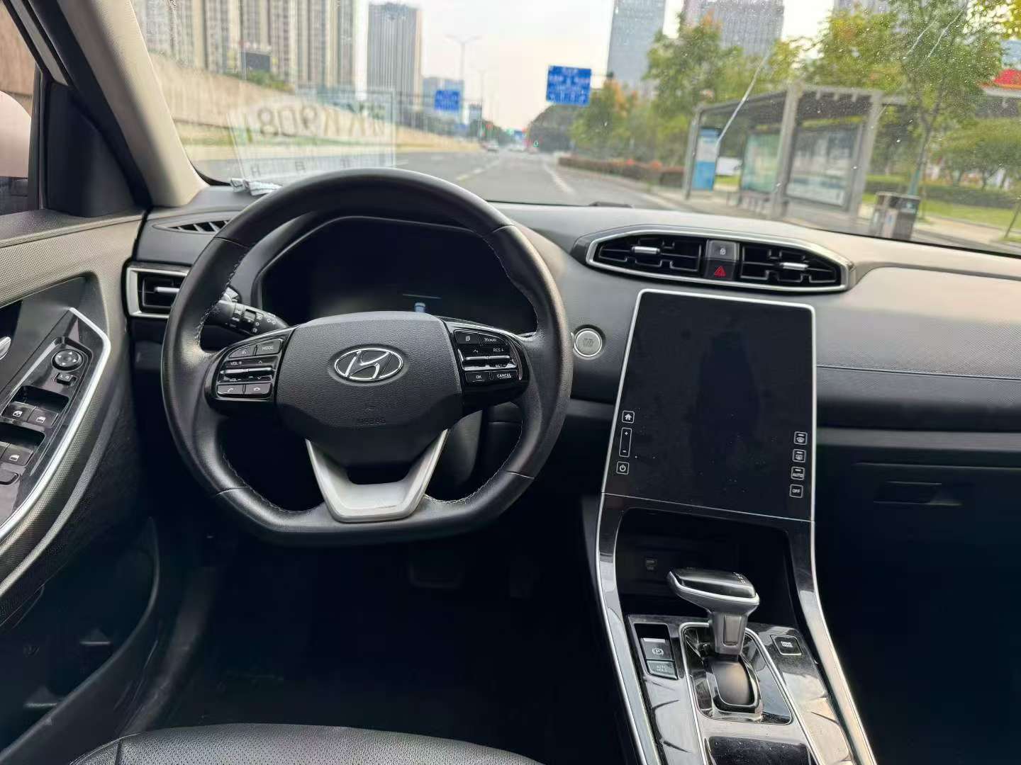 Hyundai ix25 6