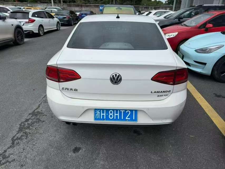 Volkswagen Lamando 1.4T 230 Sunroof Edition 2
