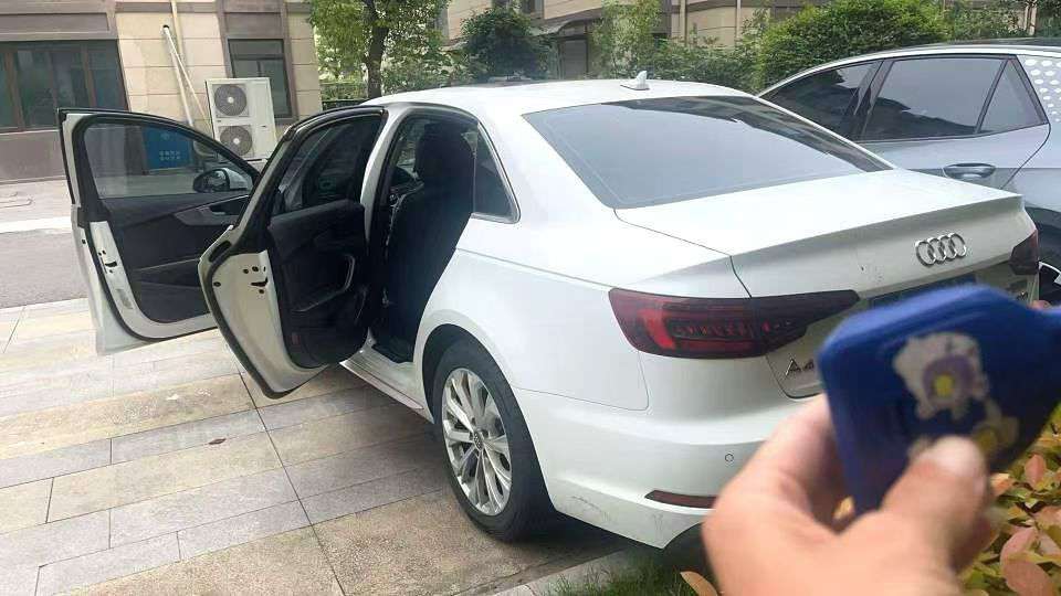 Audi A4L 2019 2.0TFSI 40TFSI Prestige 3