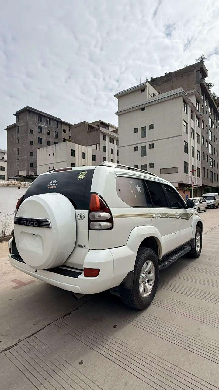 Toyota Prado 9