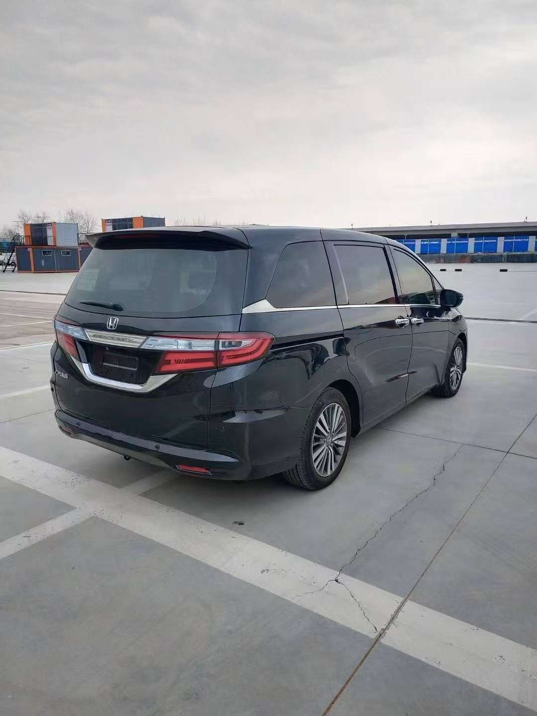 Honda Odyssey 2017 2.4 CVT Smart Edition 3