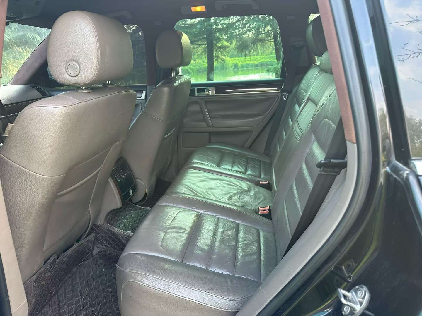 Volkswagen Touareg 6