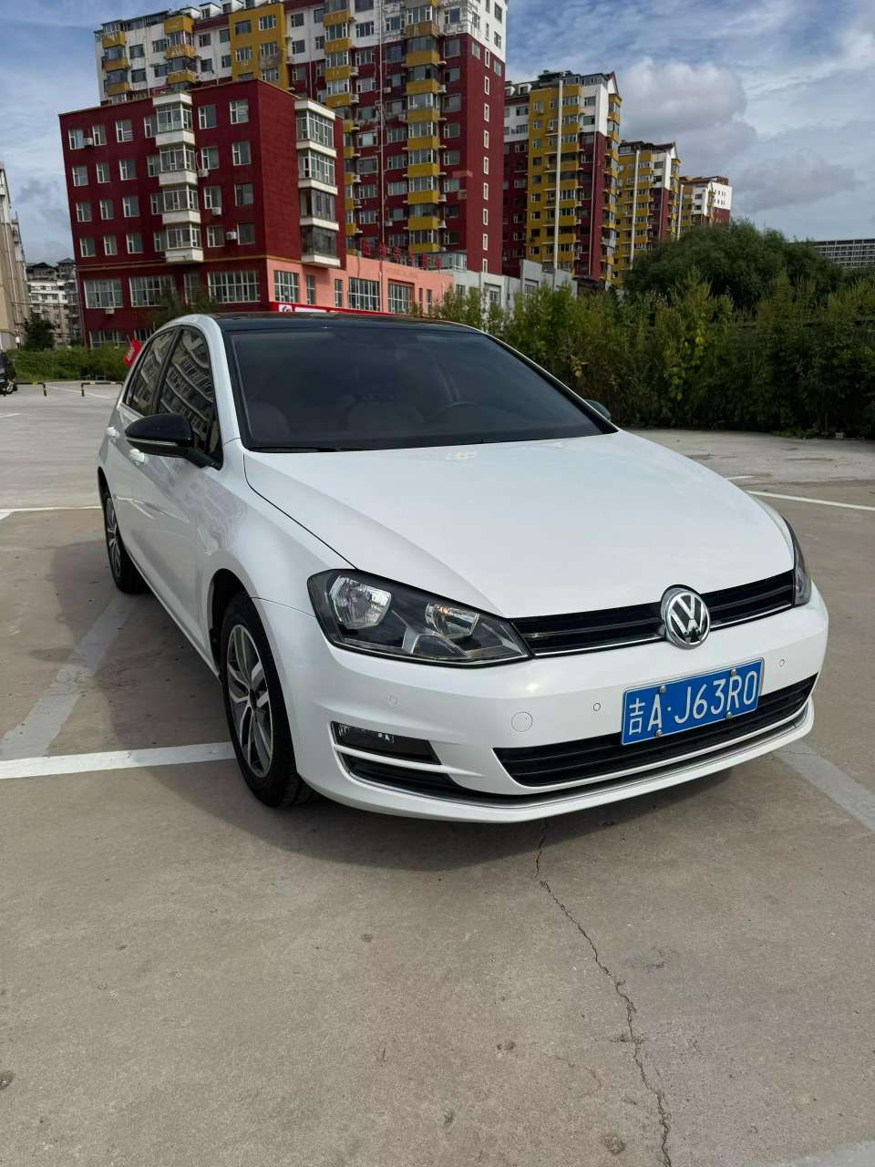 Volkswagen Golf 1.4T High Spec 3