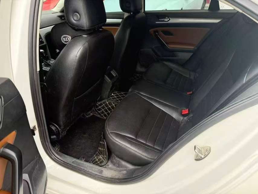 Volkswagen Lamando 1.4T 230 Sunroof Edition 3