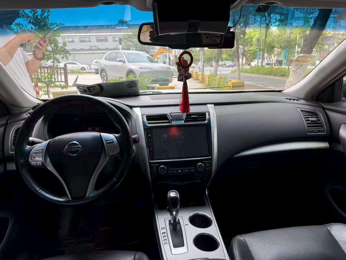 Nissan Teana 2.0 Intelligent Advance 4