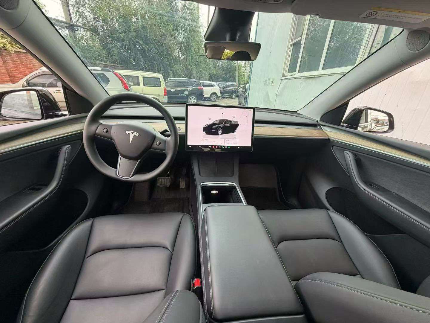 Tesla Model Y Standard Range Rear-Wheel Drive 9