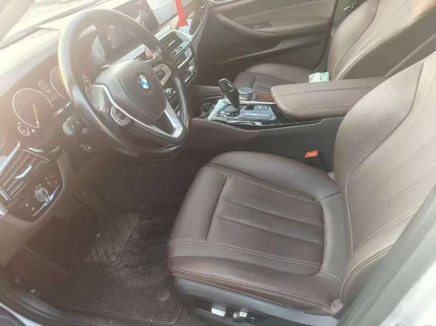 BMW 5 Series 525Li Luxury Package 7