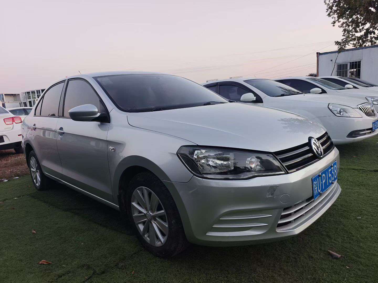 Volkswagen Jetta 2014 3