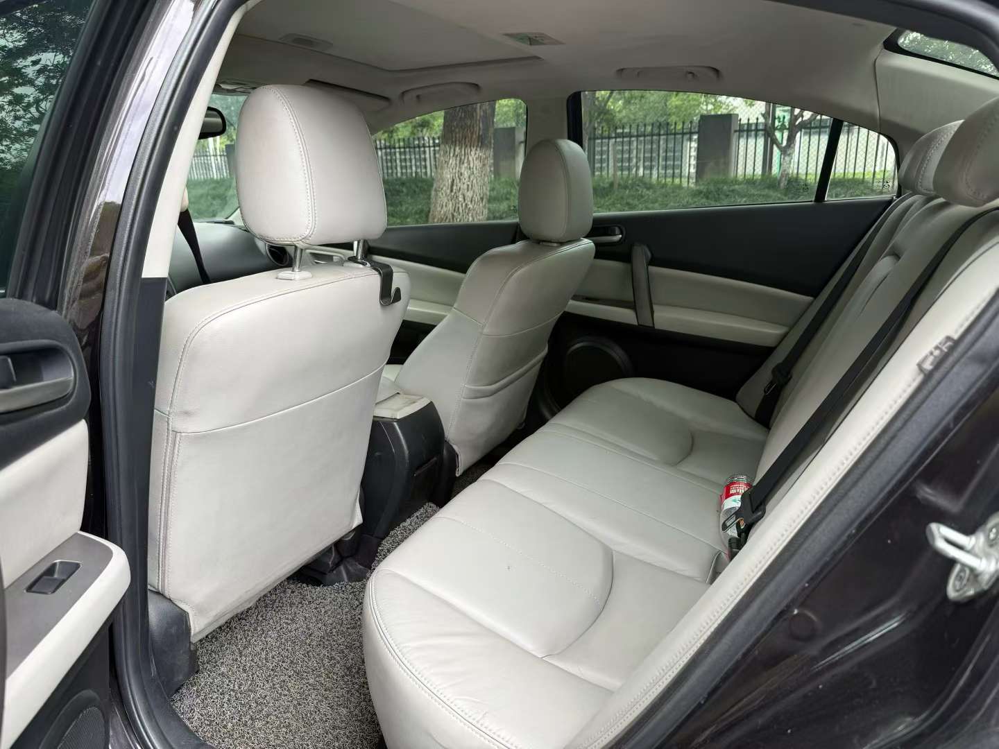 Mazda Ruiyi 2.5L Automatic Premium 5