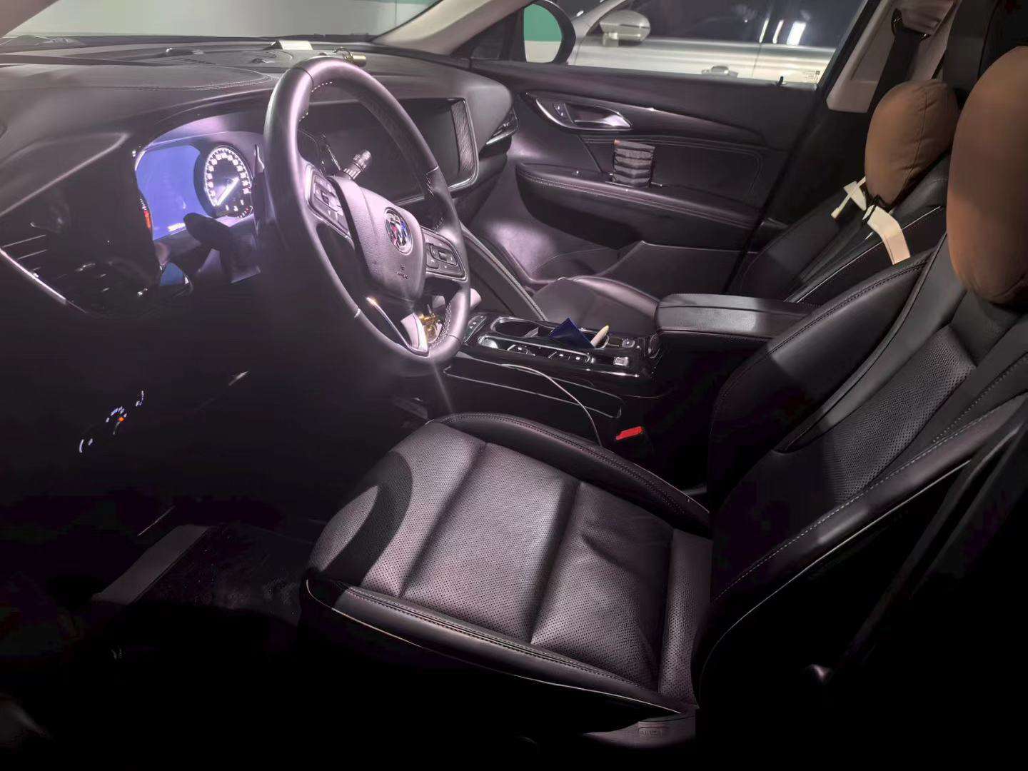 Buick Envision S 2.0T 652T 2WD Luxury Edition 3