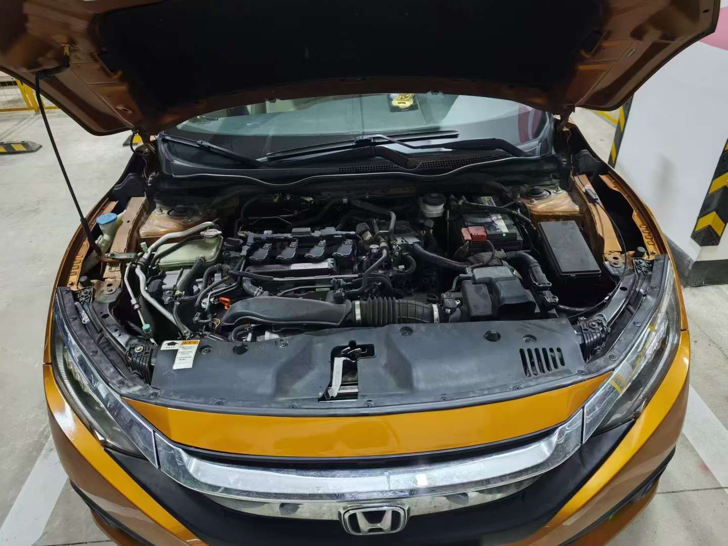 Honda Civic 1.5T Premium Edition 5