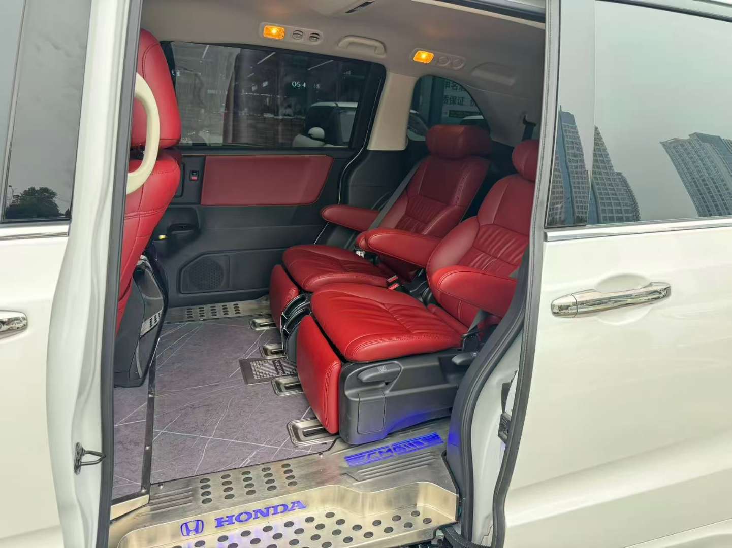 Honda Odyssey 2022 eHEV Comfort Edition 4