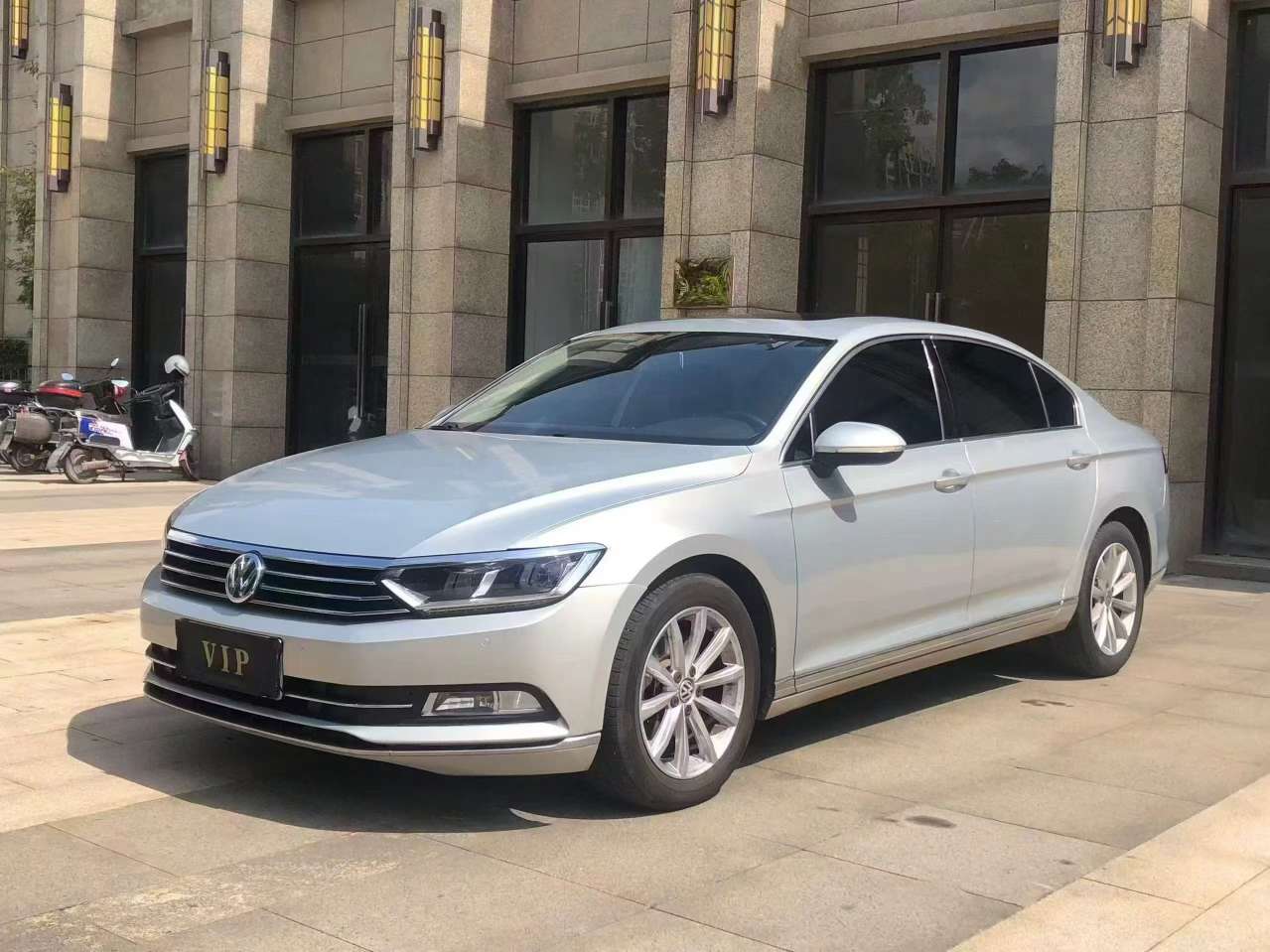 Volkswagen Magotan 2.0T 330 Leading Edition 3