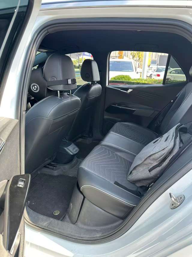 Volkswagen ID.3 2023 4