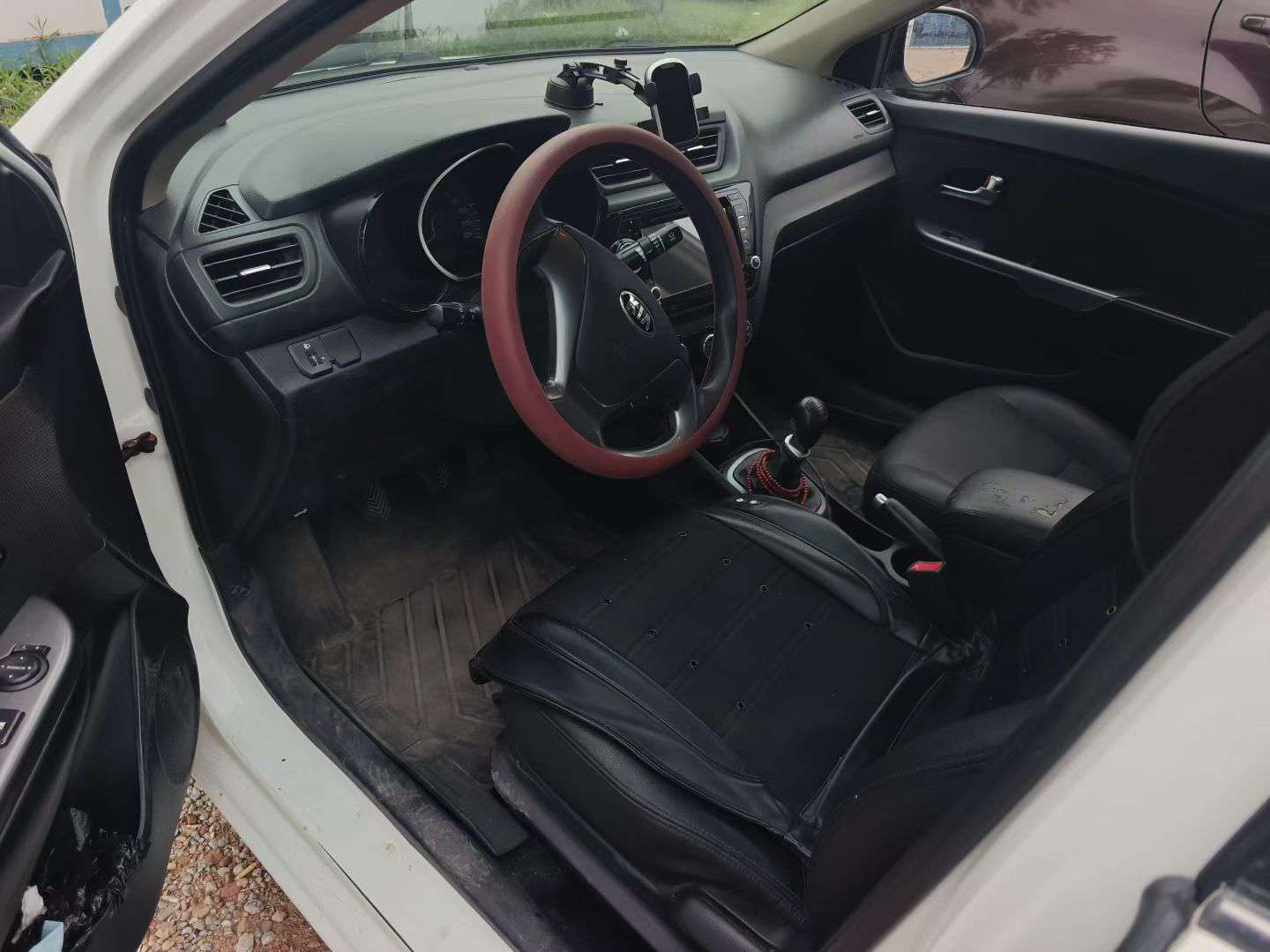 Kia K2 4