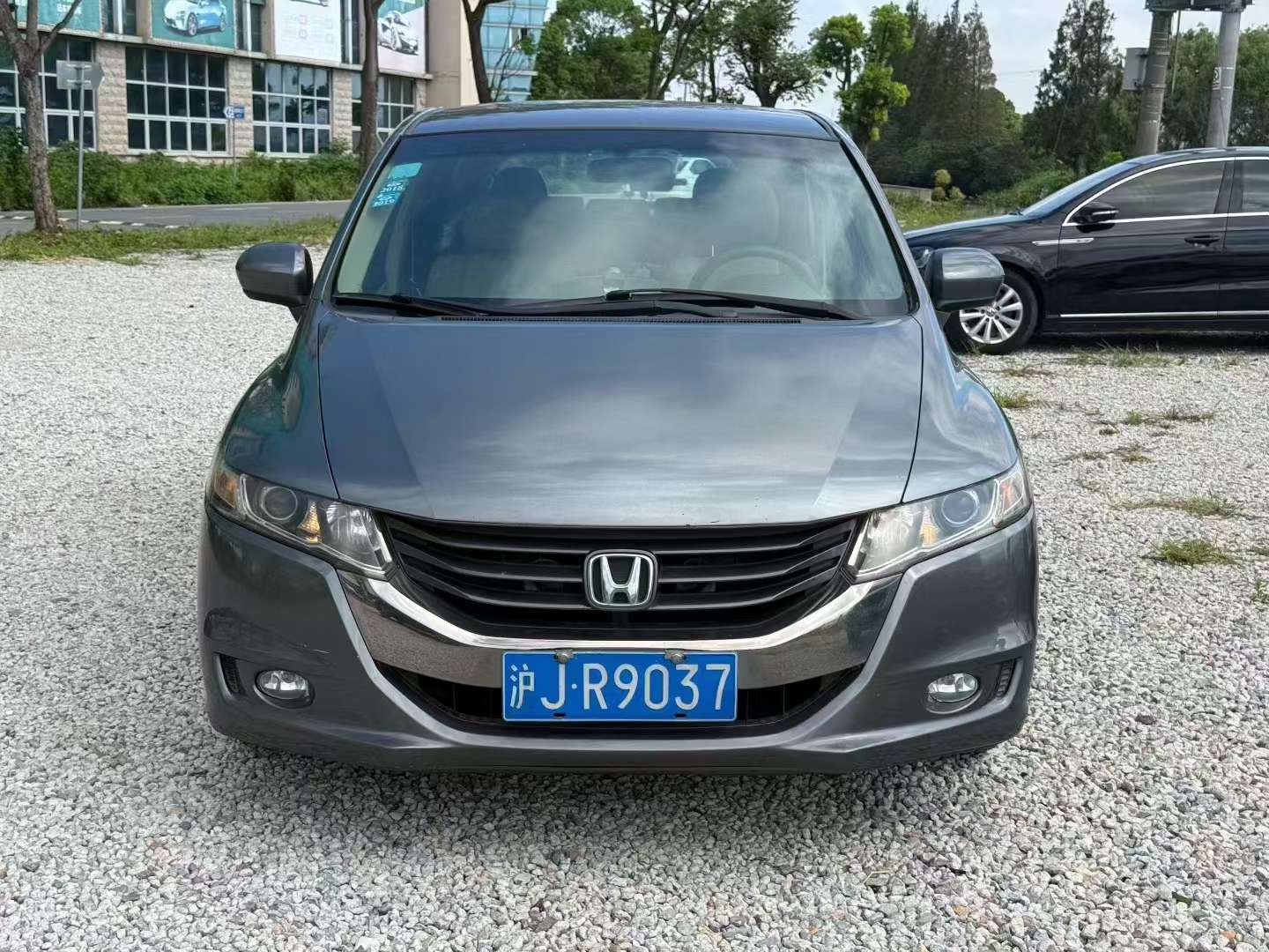 Honda Odyssey 2.4L Automatic Without Sunroof 2