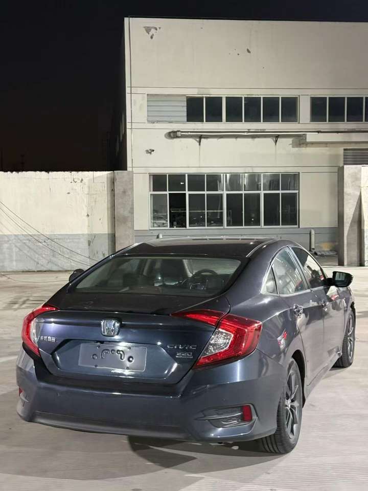 Honda Civic 1.5L Automatic Sunroof 8