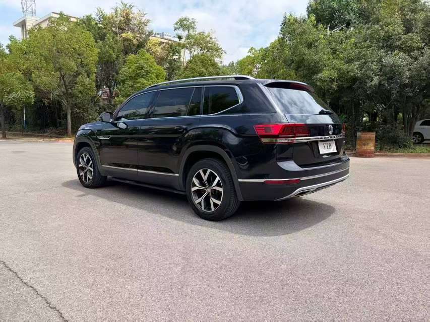 Volkswagen Teramont 530 2.5T V6 Engine AWD Luxury Edition 9