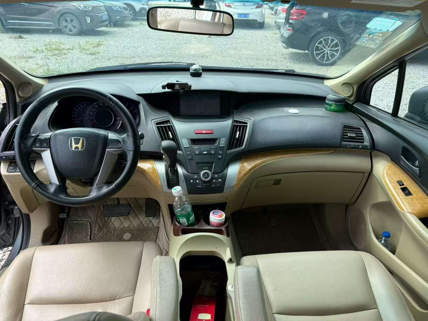 Honda Odyssey 2.4L Automatic Without Sunroof 6