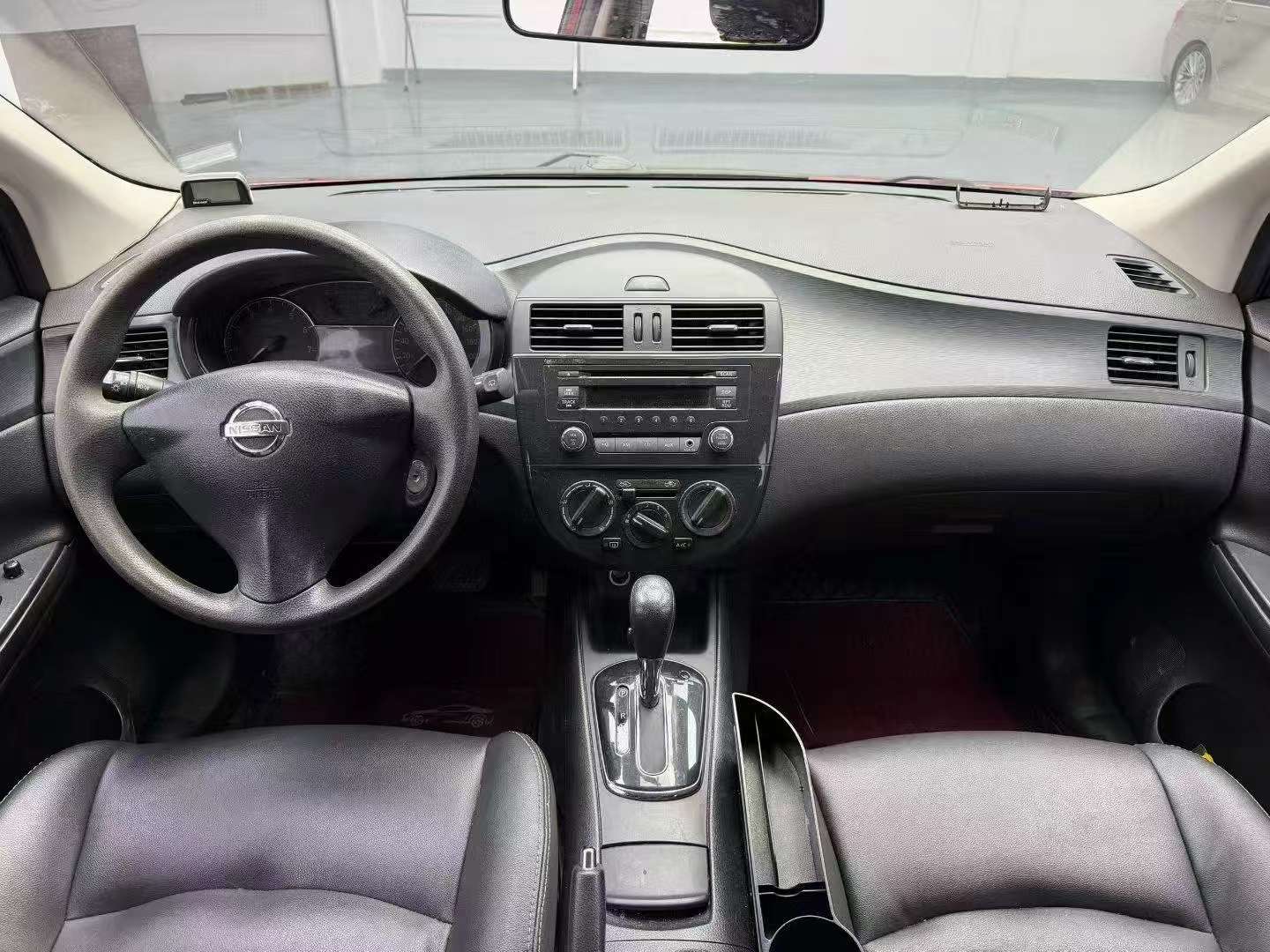 Nissan Tiida 7