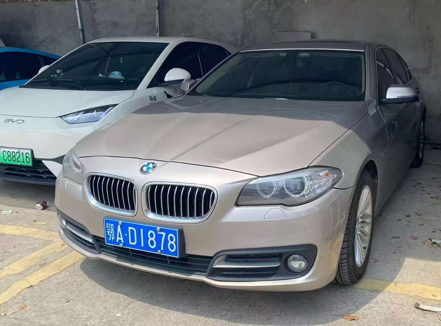 BMW 5 Series 525Li