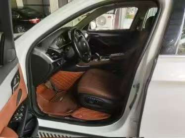 BMW X6 35i Leading 5