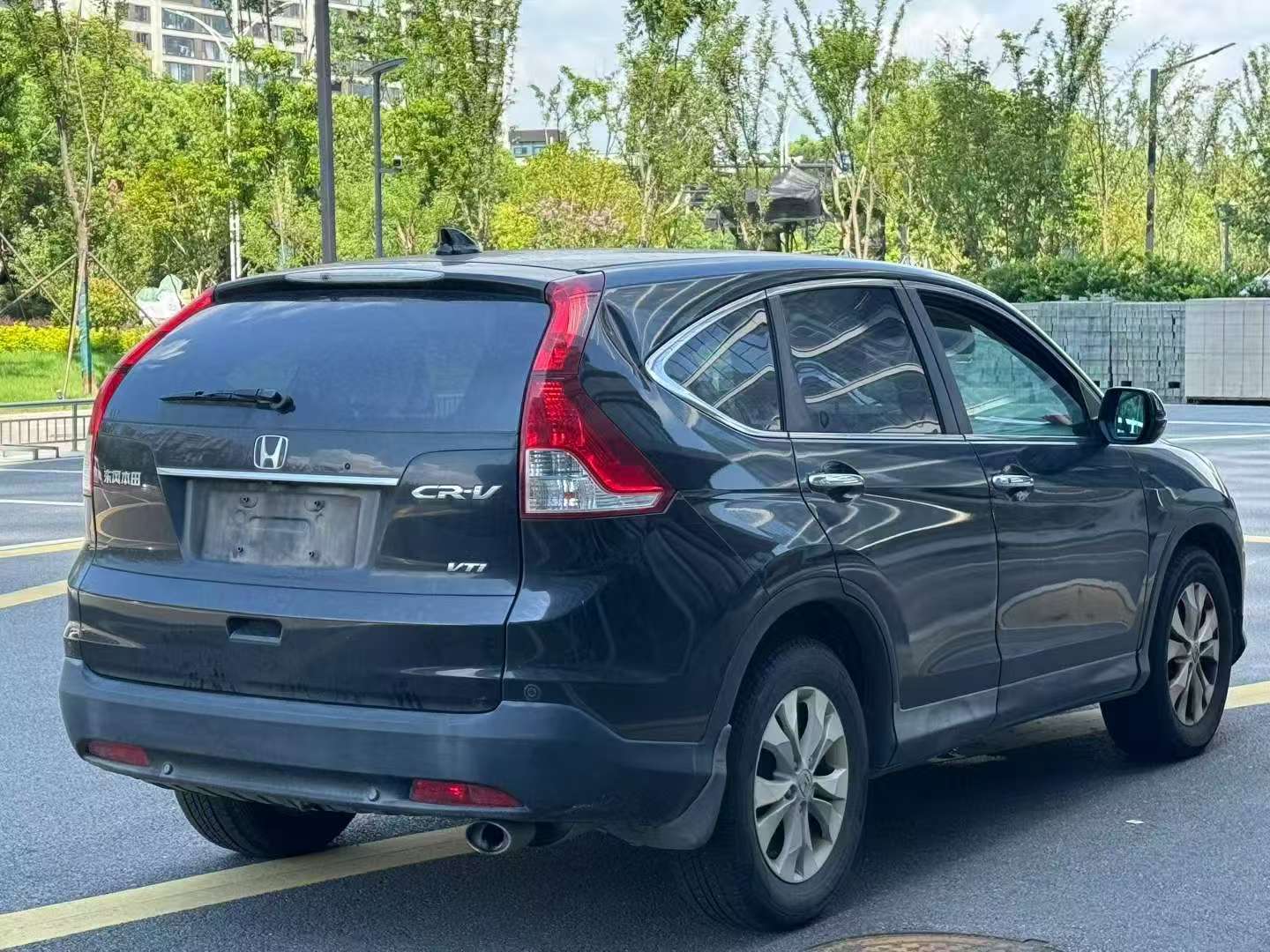 Honda CR-V 2.4L Automatic Sunroof 9