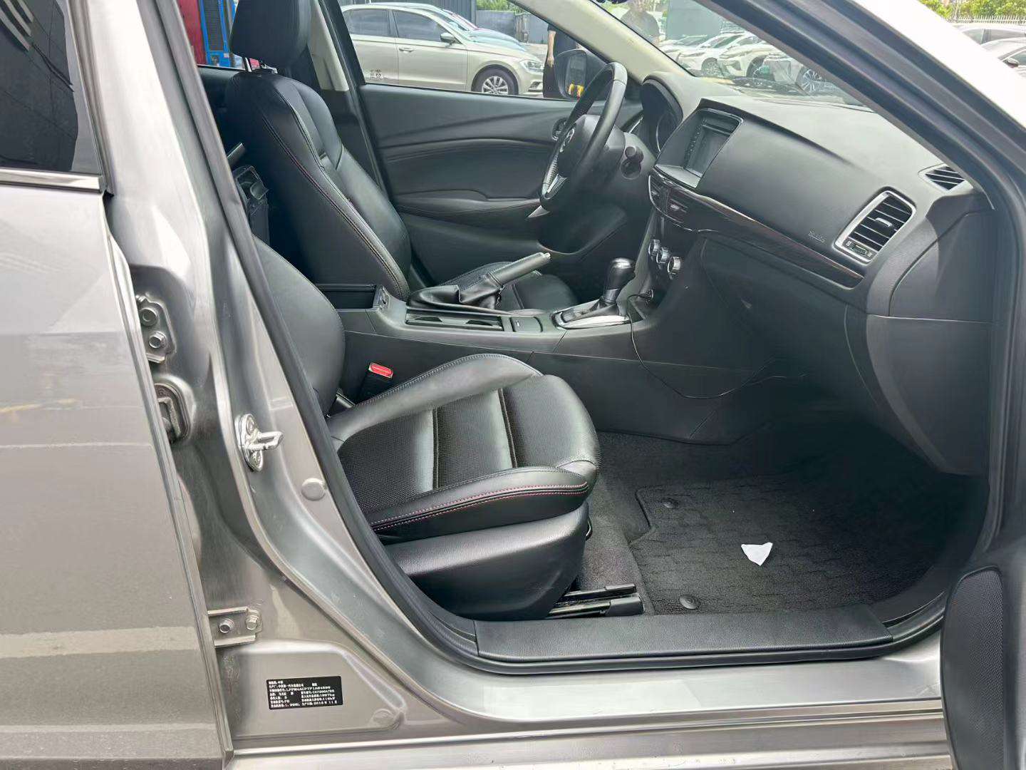 Mazda Atenza 2.0L Skyactiv Luxury Edition 4