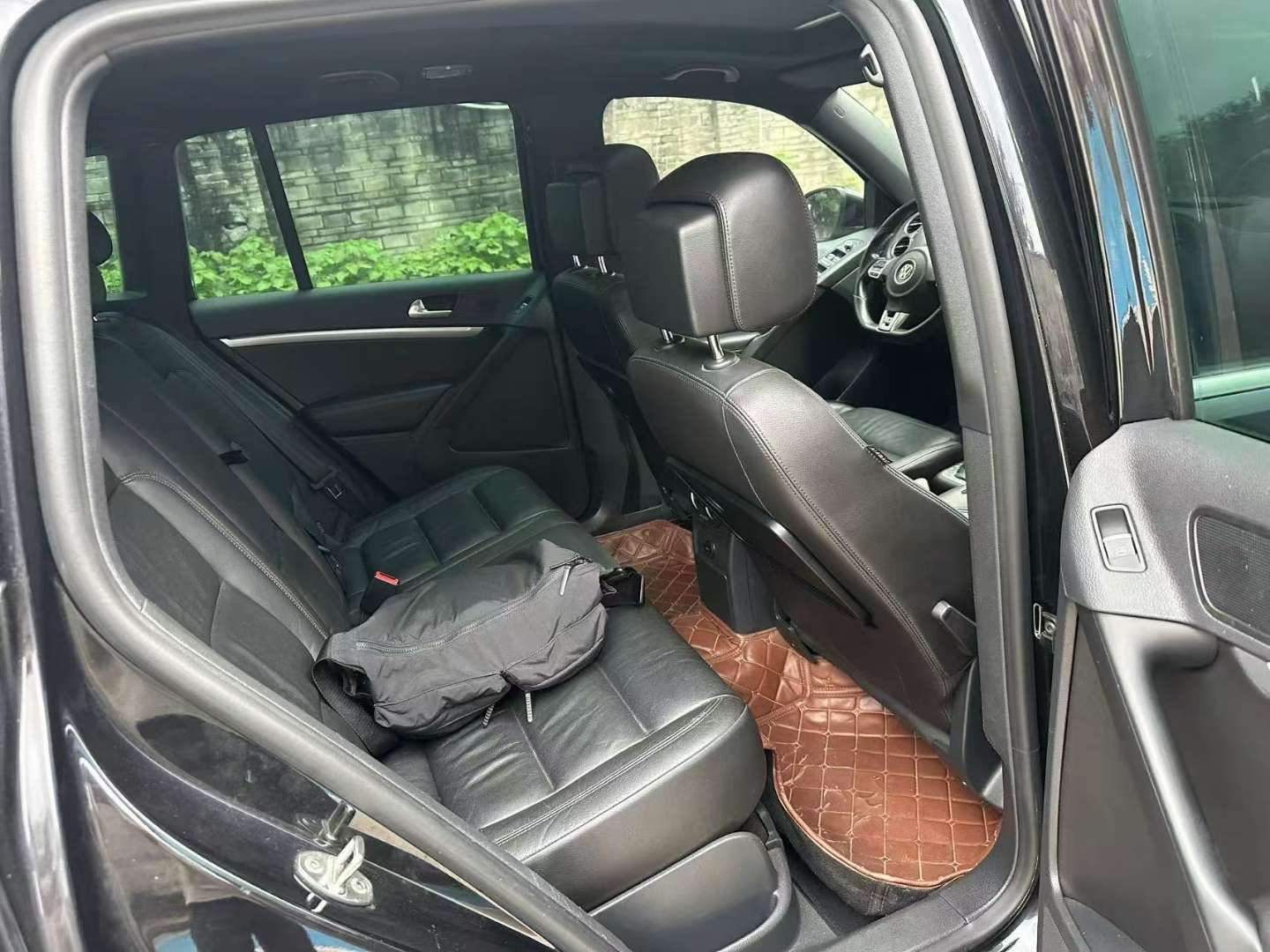 Volkswagen Tiguan 2.0TSI Exclusive Edition 8