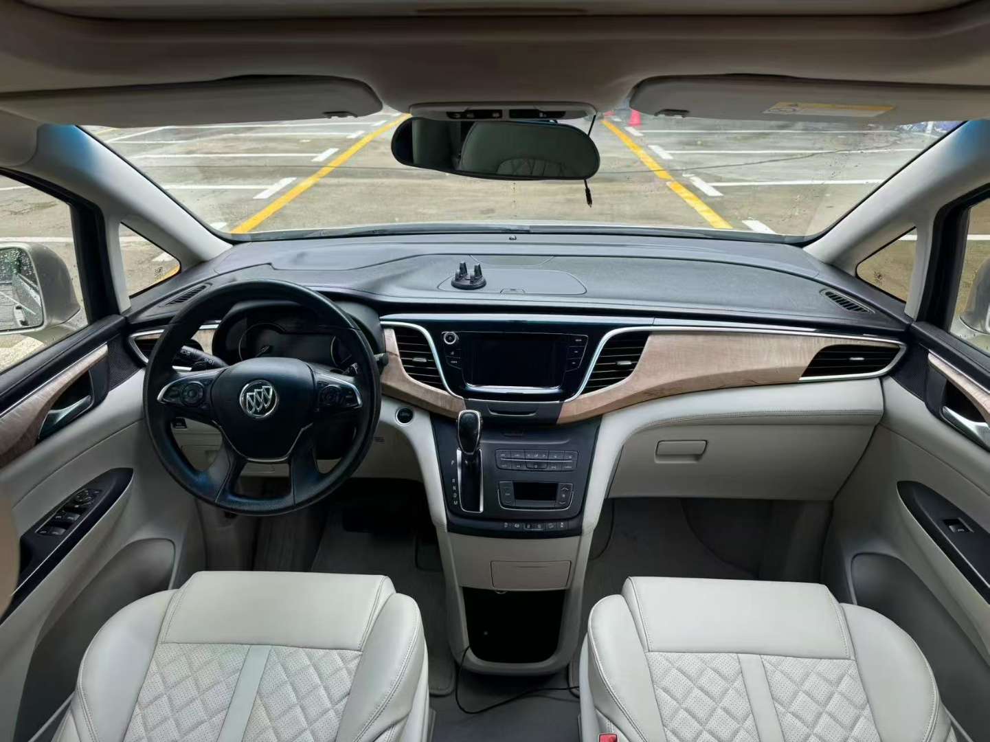Buick GL8 2.0T ES28T Comfort 5