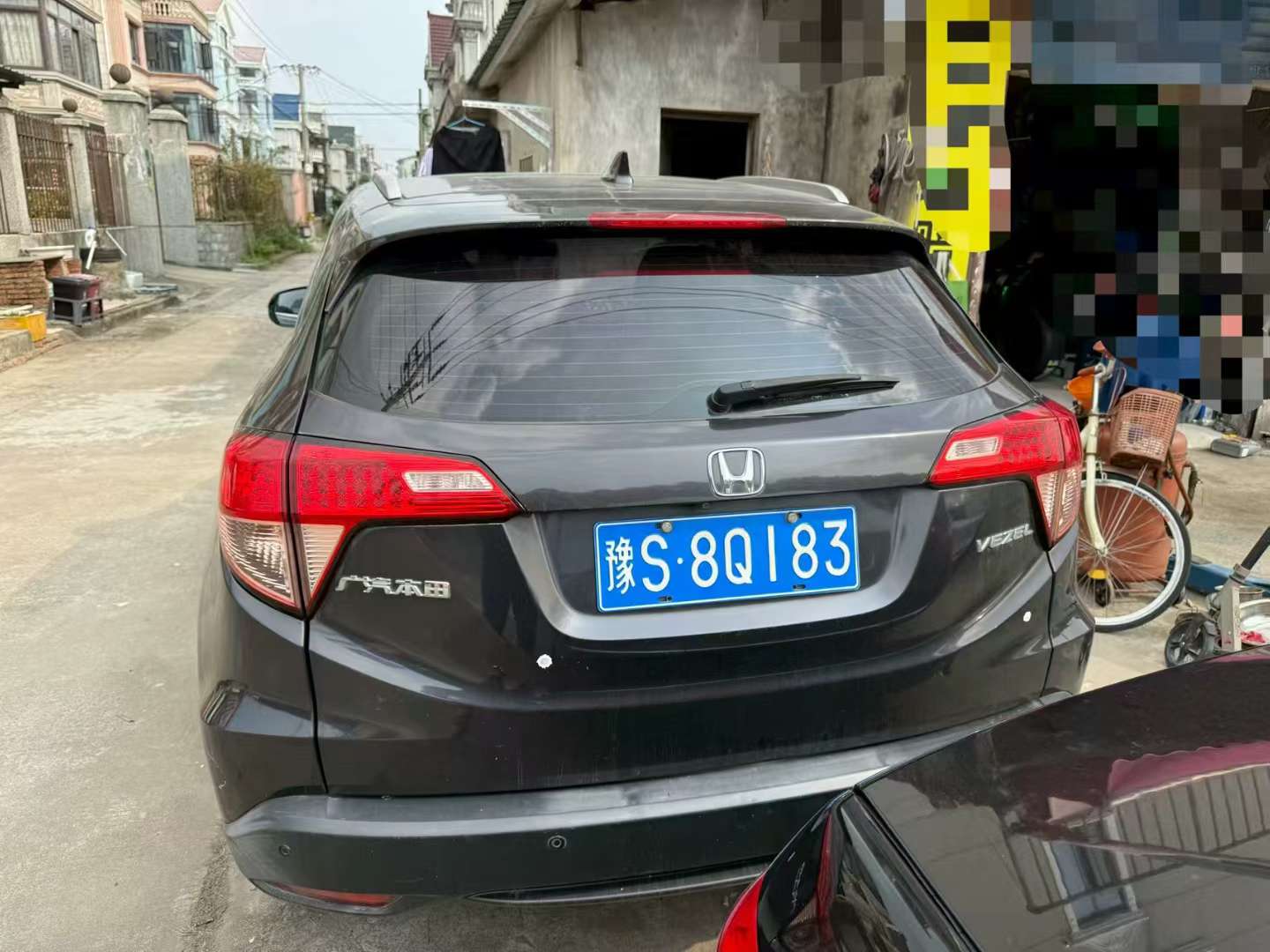 Honda Vezel 1.8L Pioneer Edition 5