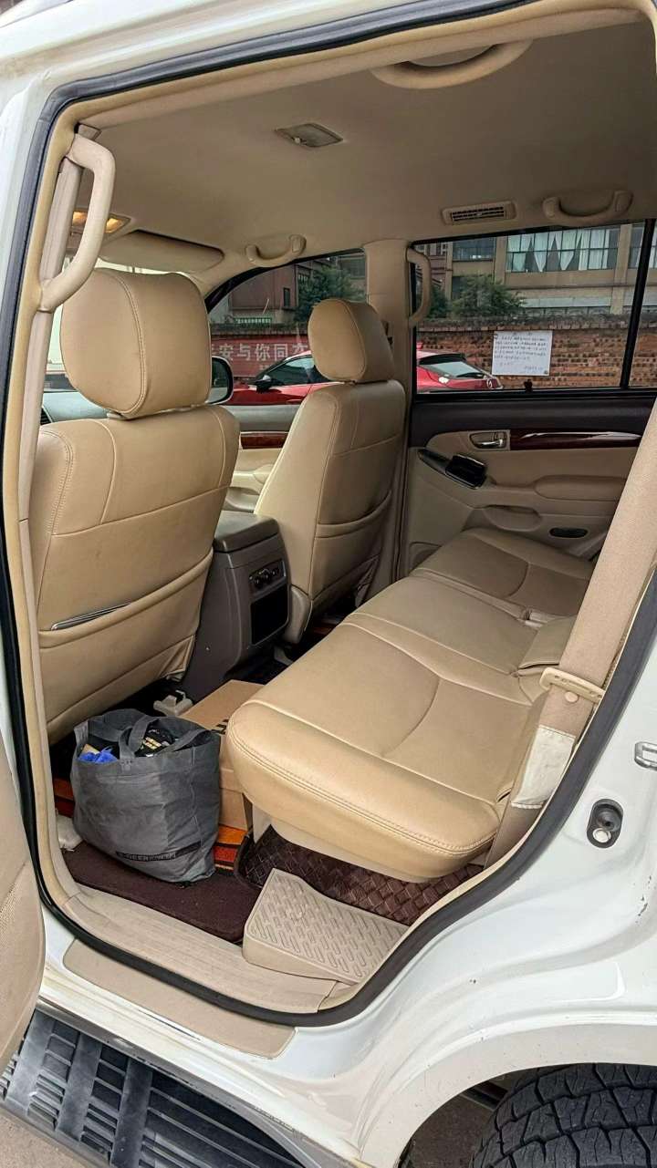Toyota Prado 5