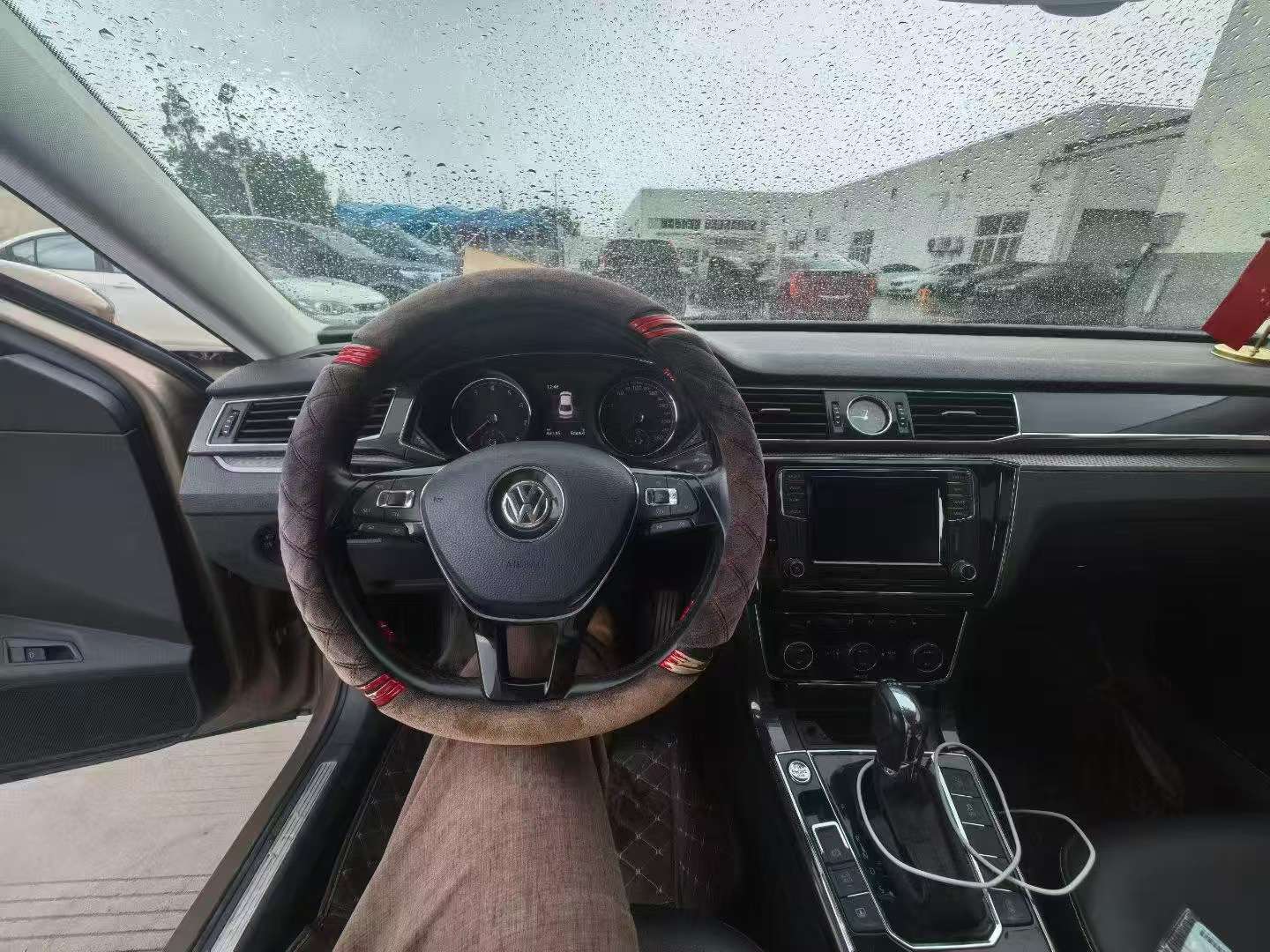 Volkswagen Passat 2016 1.8T Automatic Sunroof Yuzun Edition 9
