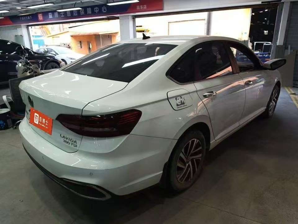 Volkswagen Lavida 2023 1.4T Manyi Edition 2