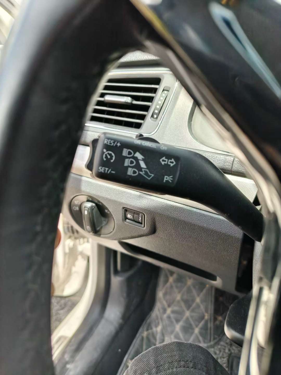 Volkswagen Lavida 5