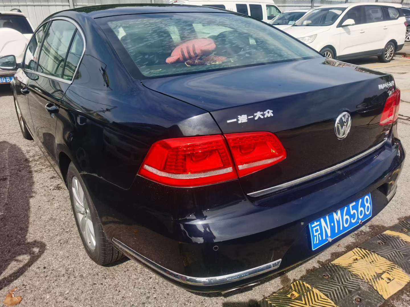 Volkswagen Magotan 1.8T Automatic Sunroof Edition 4