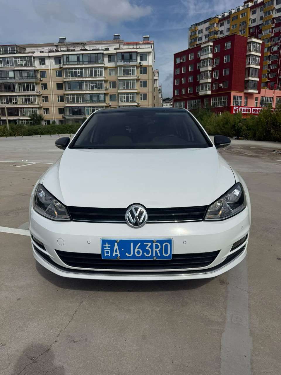 Volkswagen Golf 1.4T High Spec 2
