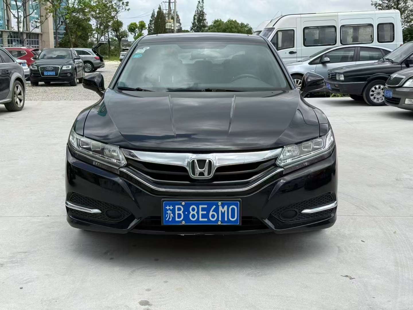 Honda Spirior 2.0L Automatic Sunroof
