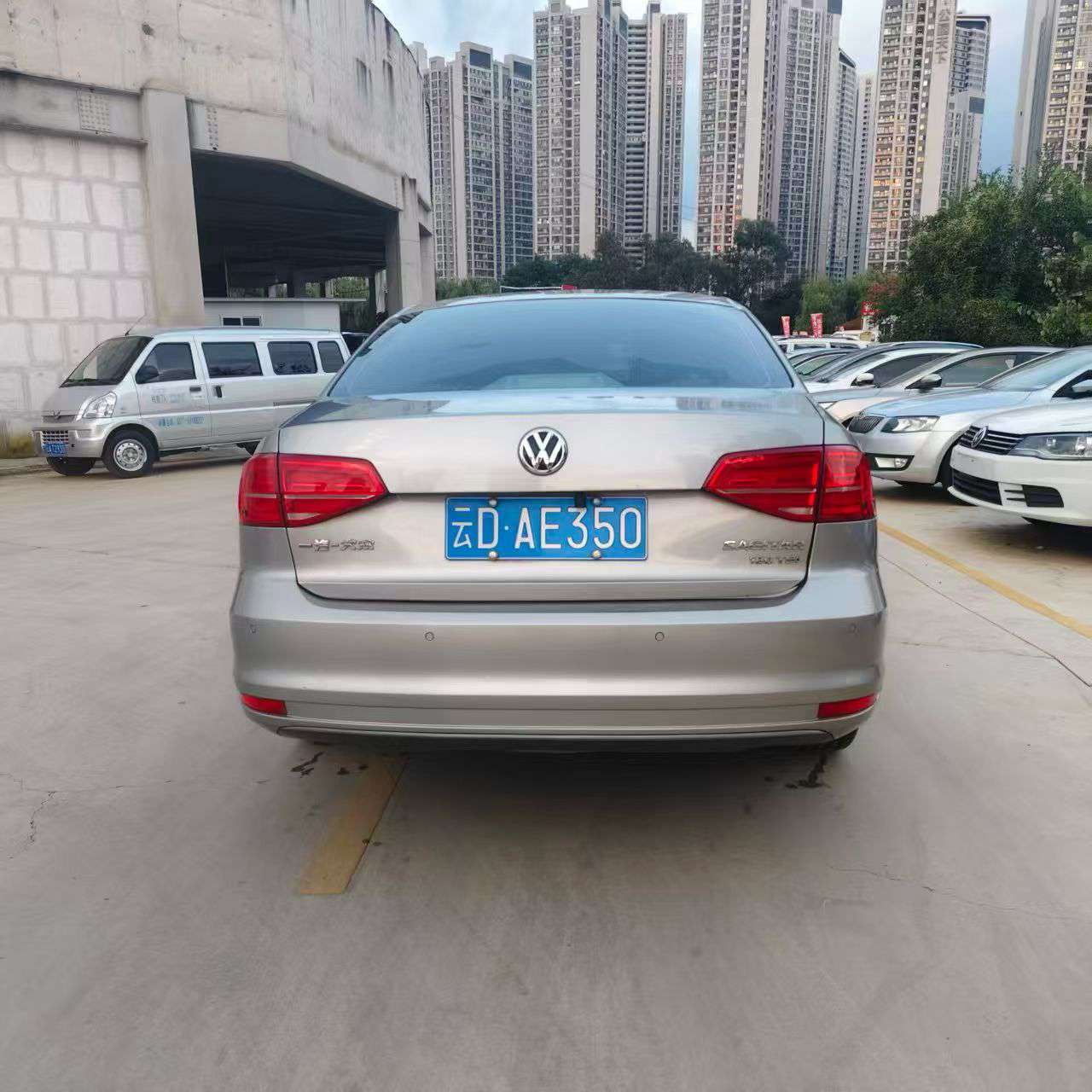 Volkswagen Sagitar 1.2T Automatic 4