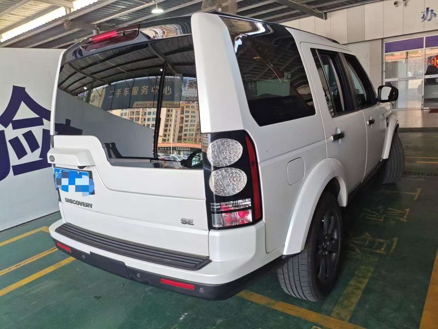 Land Rover Discovery 4 4