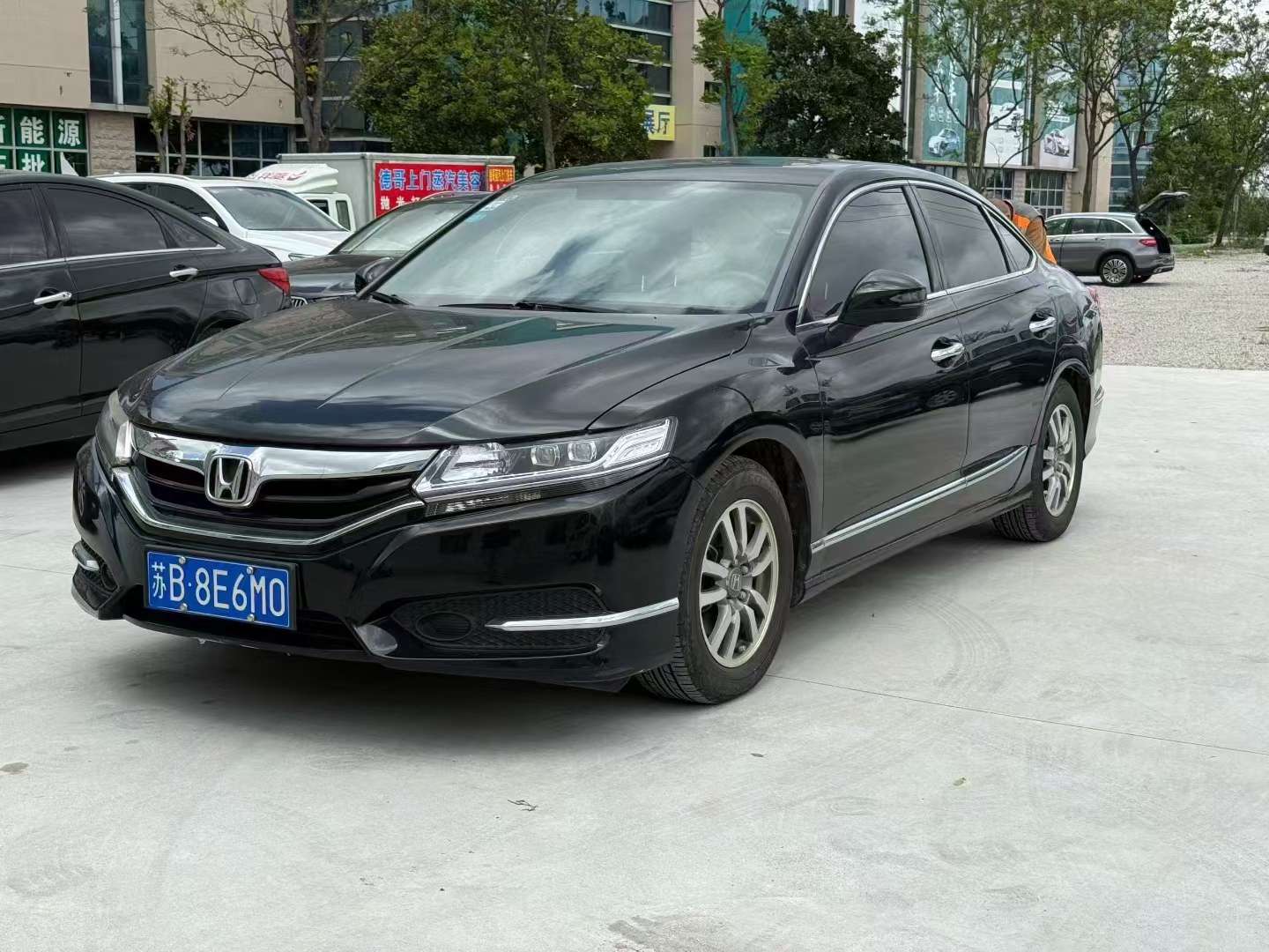 Honda Spirior 2.0L Automatic Sunroof 2